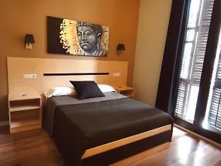 Live Natura (adults Only) Guest house Barcelona